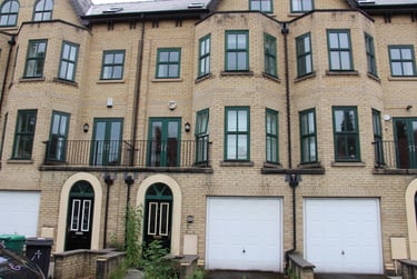 7 bed flat, Denison Road, Victoria Park, Manchester, M145LZ - Image 1